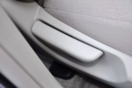 2012款丰田卡罗拉1.8L
