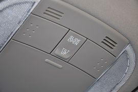 2012款丰田卡罗拉1.8L
