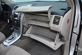 2012款丰田卡罗拉1.8L