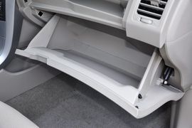2012款丰田卡罗拉1.8L