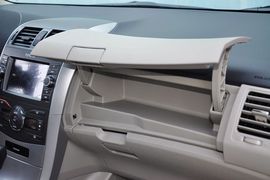 2012款丰田卡罗拉1.8L