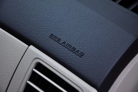 2012款丰田卡罗拉1.8L