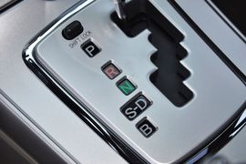 2012款丰田卡罗拉1.8L
