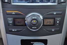 2012款丰田卡罗拉1.8L
