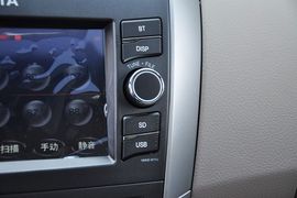 2012款丰田卡罗拉1.8L