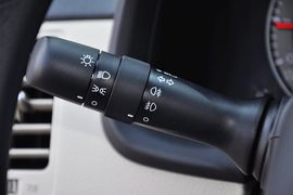 2012款丰田卡罗拉1.8L