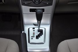 2012款丰田卡罗拉1.8L