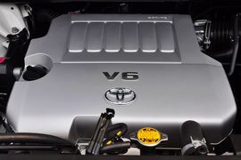 2012款丰田全新汉兰达3.5L四驱豪华版