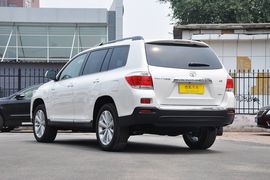 2012款丰田全新汉兰达3.5L四驱豪华版