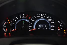 2012款丰田凯美瑞200G经典版