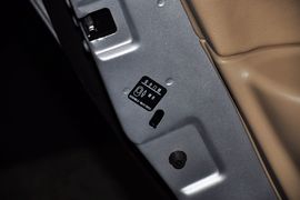 2012款威麟V5