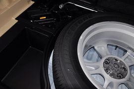 2012款雷克萨斯RX270豪华版