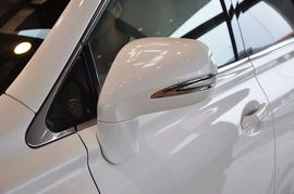 2012款雷克萨斯RX270豪华版