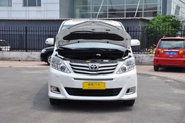 2012款丰田埃尔法2.4L豪华版