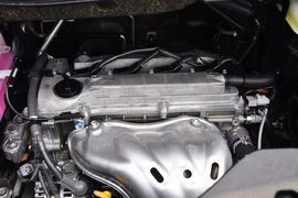 2012款丰田埃尔法2.4L豪华版