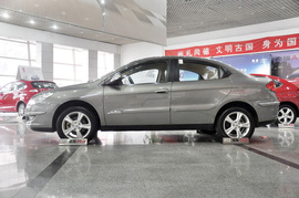 2012款奇瑞A3三厢1.6L