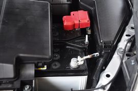 2011款日产天籁2.5L