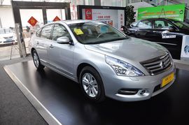 2011款日产天籁2.5L
