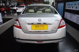 2011款日产天籁2.5L