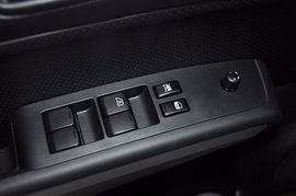 2012款日产奇骏2.5L