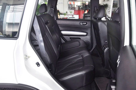 2012款日产奇骏2.5L
