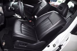 2012款日产奇骏2.5L