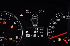 2012款日产奇骏2.5L
