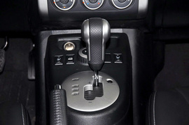 2012款日产奇骏2.5L