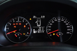 2012款日产奇骏2.5L