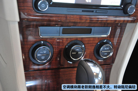 2013款上海大众新朗逸上海到店实拍