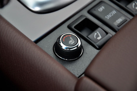 2013款英菲尼迪EX25四驱尊雅版