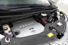 2012款丰田埃尔法体验