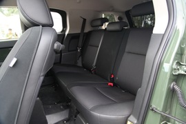 2011款丰田FJ酷路泽场地体验