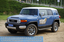 2011款丰田FJ酷路泽场地体验