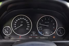 2013款宝马328Li豪华型