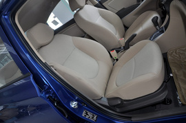 2010款现代瑞纳三厢1.4GS自动舒适型