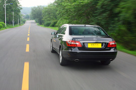 2012款奔驰E300L对比评测