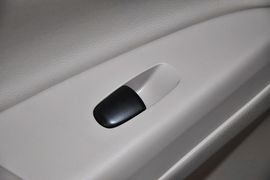 2012款东风日产轩逸1.8XV