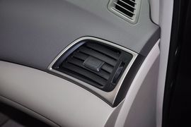 2012款东风日产轩逸1.8XV