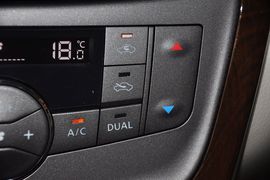 2012款东风日产轩逸1.8XV