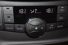 2012款东风日产轩逸1.8XV