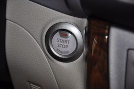 2012款东风日产轩逸1.8XV