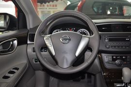 2012款东风日产轩逸1.8XV