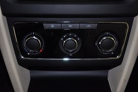 2012款斯柯达昊锐2.0TSI手自一体典雅版到店实拍