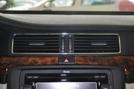 2012款斯柯达昊锐2.0TSI手自一体典雅版到店实拍