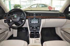 2012款斯柯达昊锐2.0TSI手自一体典雅版到店实拍