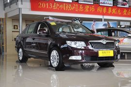 2012款斯柯达昊锐2.0TSI手自一体典雅版到店实拍