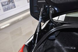 全新奔腾B70