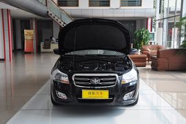 全新奔腾B70
