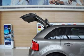 2012款福特锐界2.0T精锐天窗版